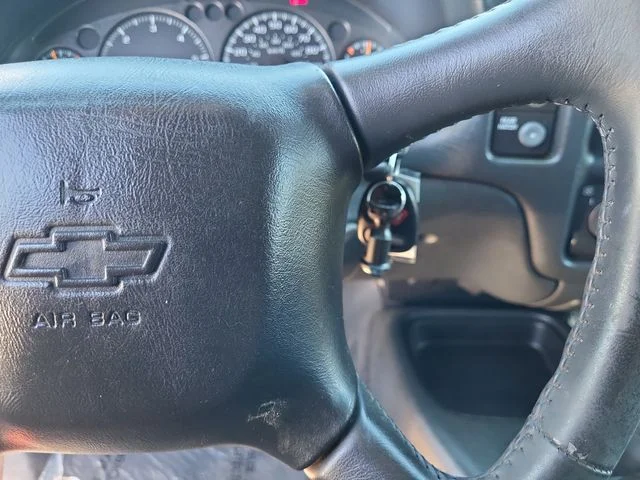 Used 2001 Dark Cherry Red Metallic Chevrolet LS image 27