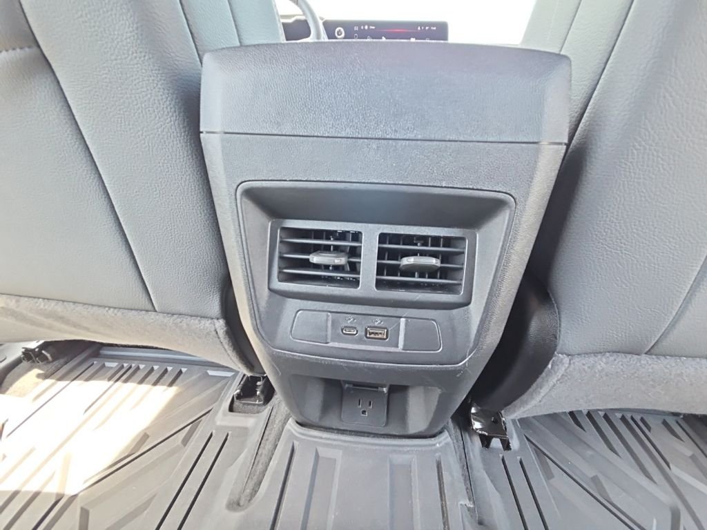 Used 2025 Black GMC Denali image 32