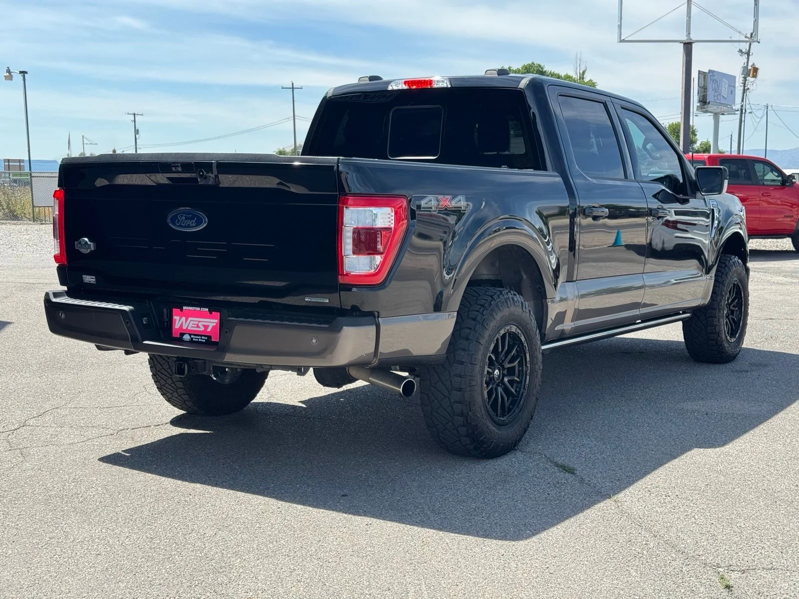 Used 2023 Gray Ford King Ranch image 6