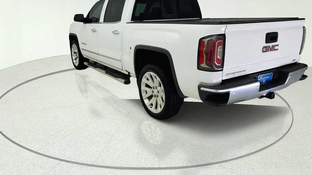 Used 2018 SUMMIT WHITE GMC SLT image 5