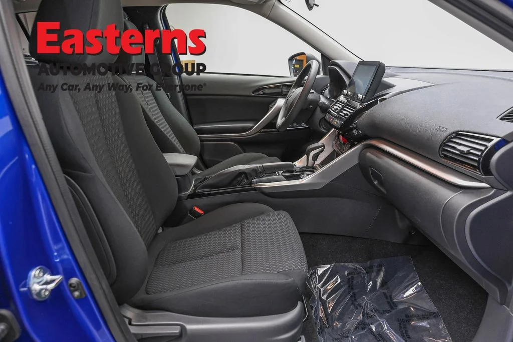 Used 2026 Blue Mitsubishi LE image 25