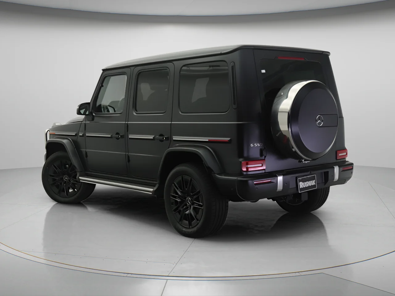 New 2026 MANUFAKTUR Night Black Magno Mercedes-Benz G 550 4MATIC® image 2