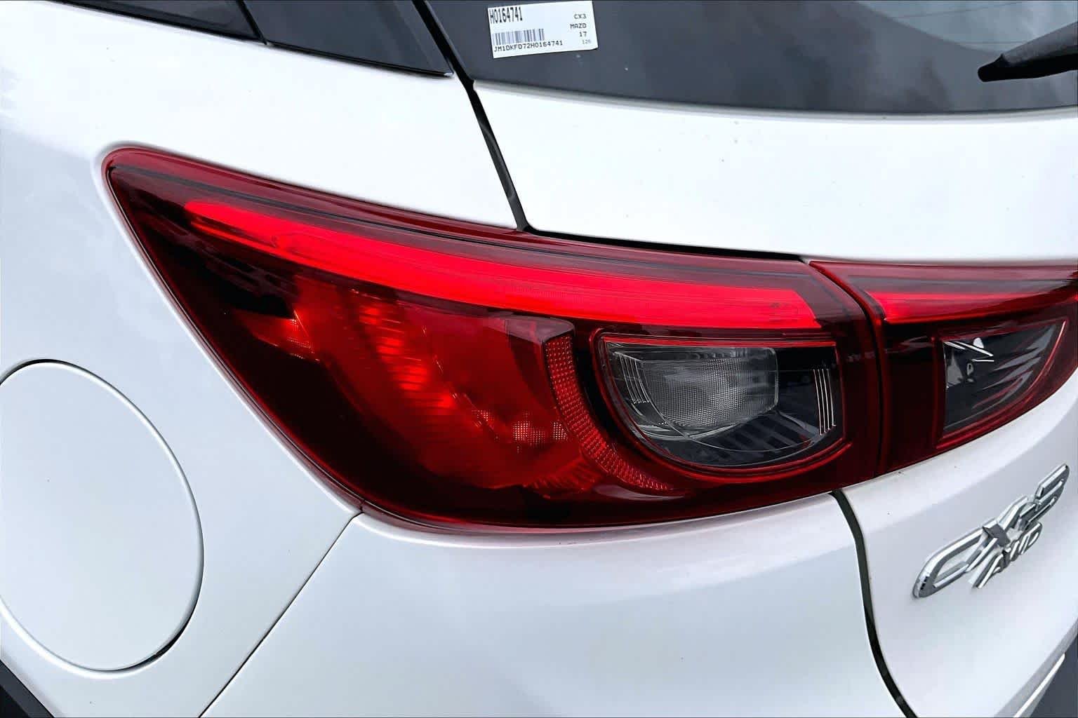 Used 2017 Crystal White Pearl Mica Mazda Grand Touring image 29