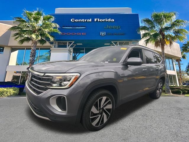 Used 2024 Gray Volkswagen 2.0T SE w/Technology image 8