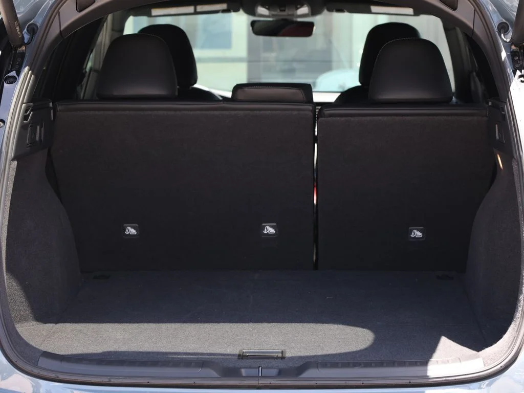 Certified Used 2025 Gray INFINITI SPORT image 8