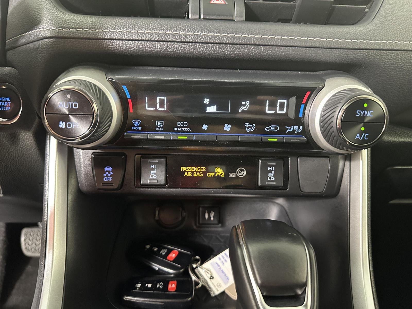 Used 2019 Lunar Rock Toyota XLE image 22