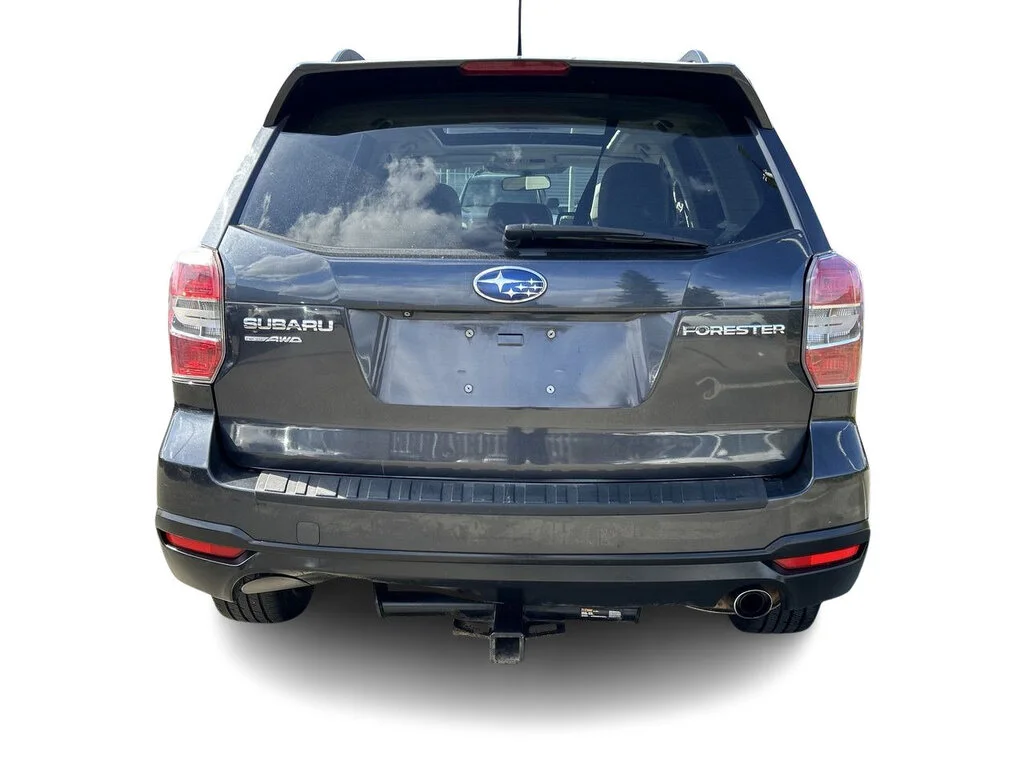 Used 2015 Dark Grey Metallic Subaru 2.5i Touring Package Local BC   Dilawri Certified image 12