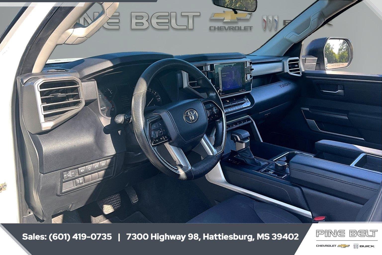 Used 2023 White Toyota SR5 image 13