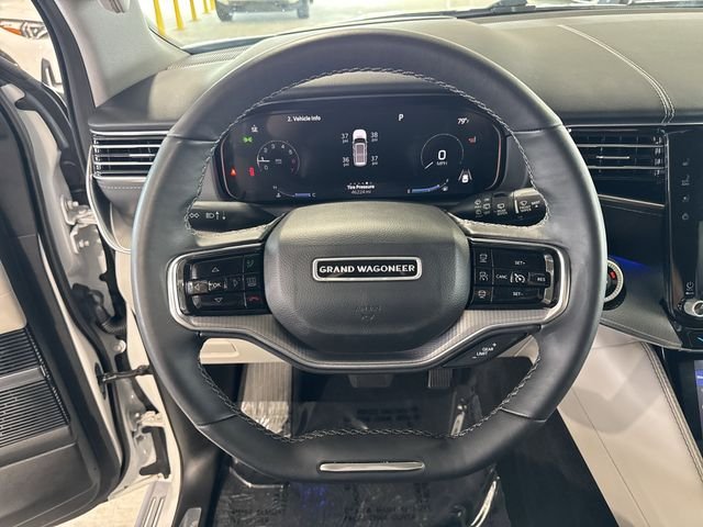 Used 2023 Bright White Clearcoat Jeep Base image 23