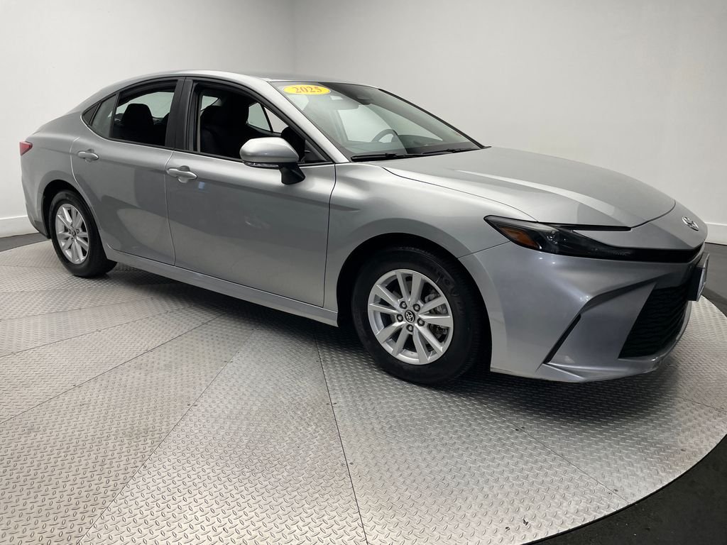 Used 2025 Silver Toyota LE image 3