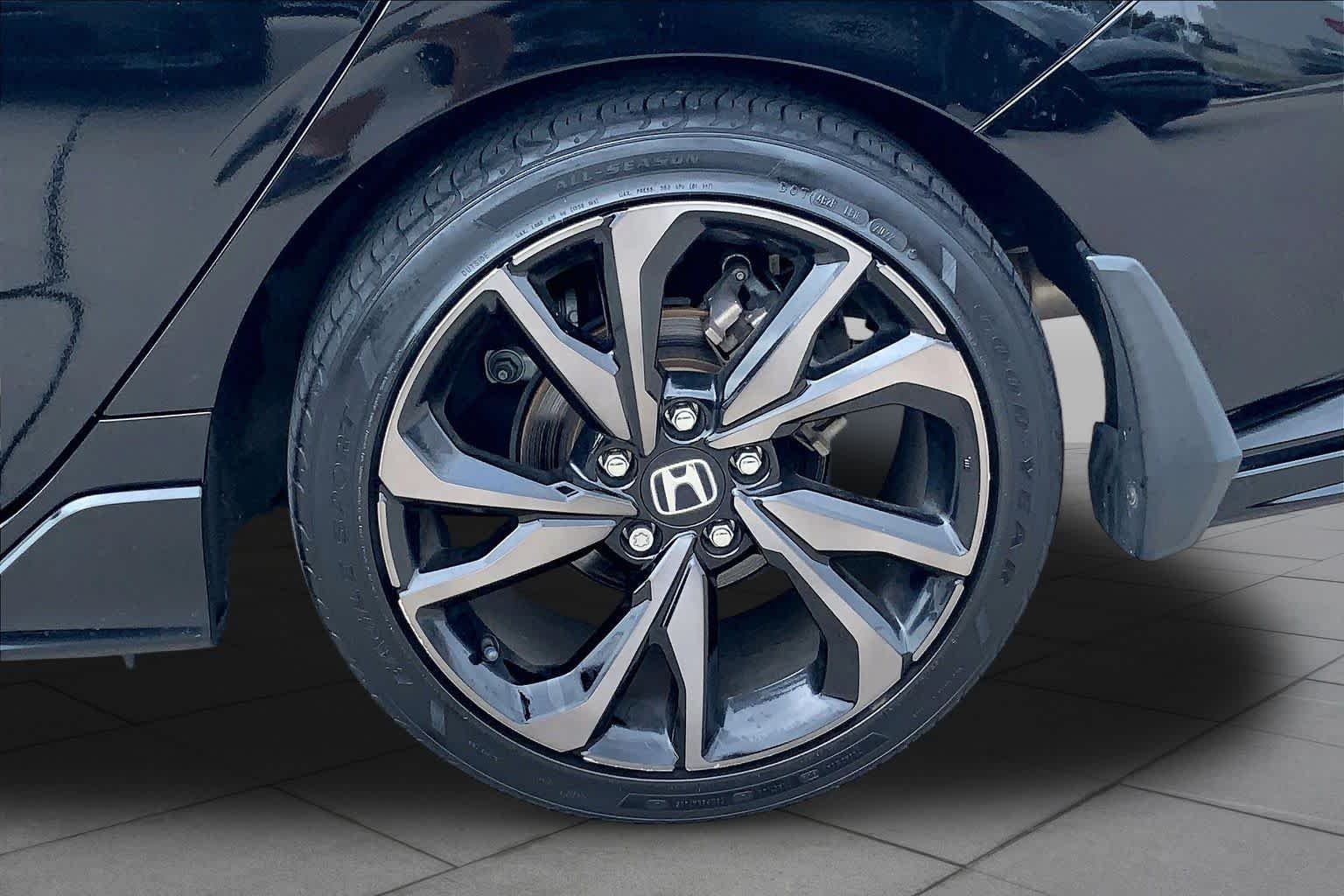 Used 2019 Crystal Black Pearl Honda Sport image 11