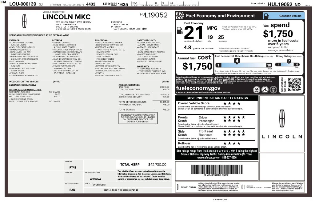 Used 2017 Black Lincoln Reserve image 33