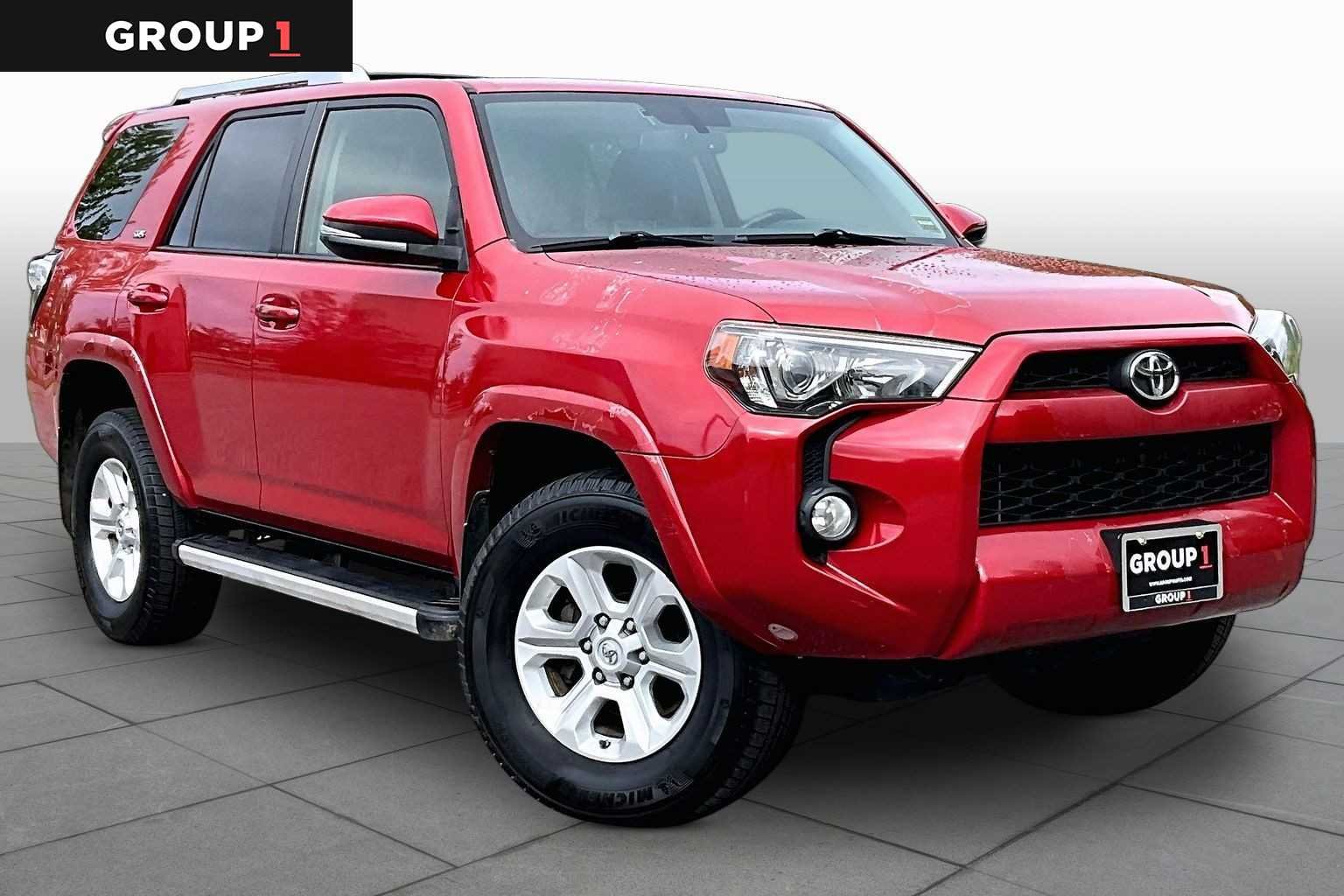 Used 2016 Barcelona Red Metallic Toyota SR5 Premium image 3