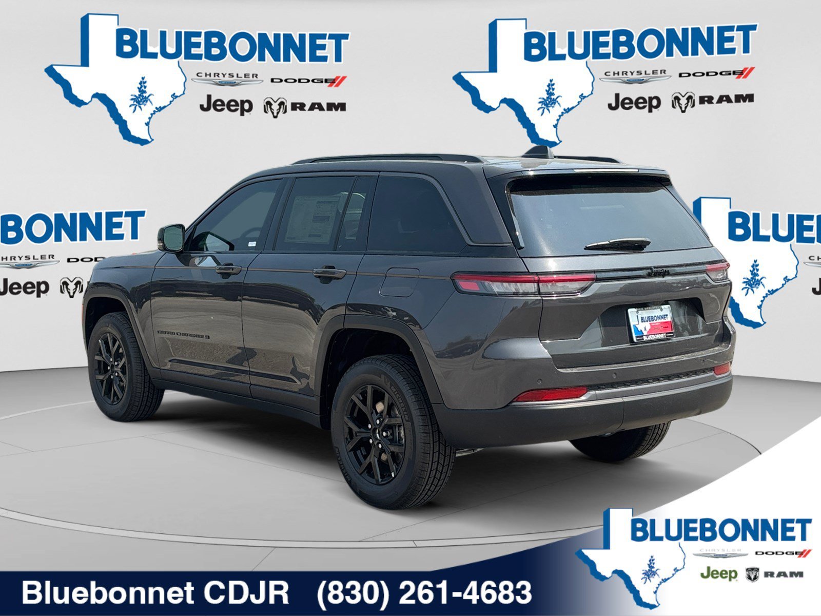 New 2026 Baltic Gray Metallic Clear-Coat Exterior Paint Jeep Laredo Altitude image 7