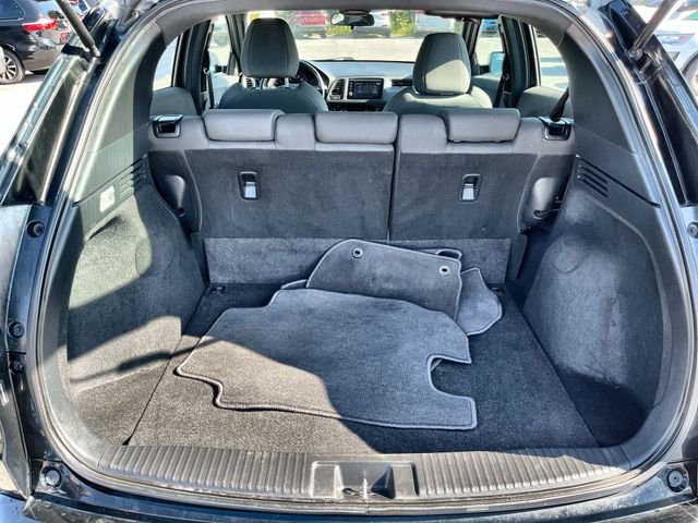 Used 2019  Honda Sport image 21