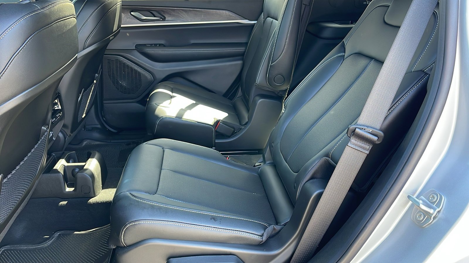 2025 Jeep Grand Cherokee L Limited - Photo 15