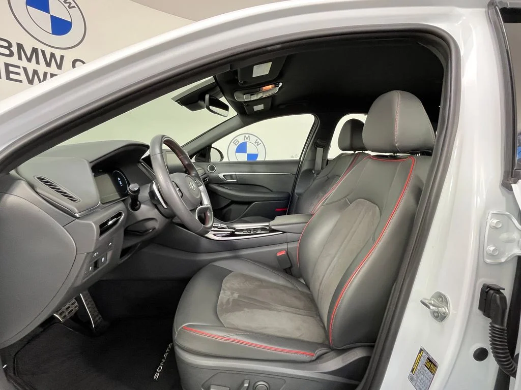 Used 2021 Gray Hyundai SEL Plus image 19