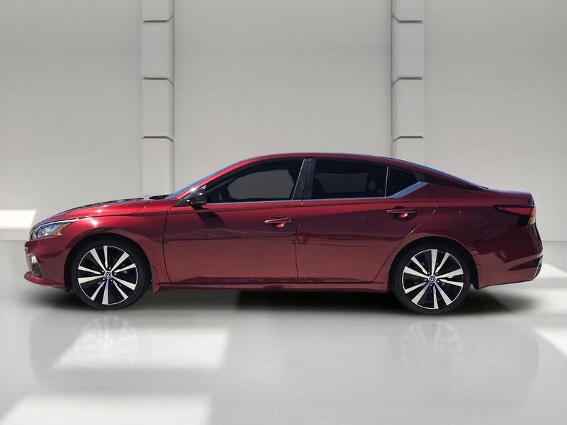 Used 2020 Scarlet NISSAN 2.0 SR SEDAN image 2