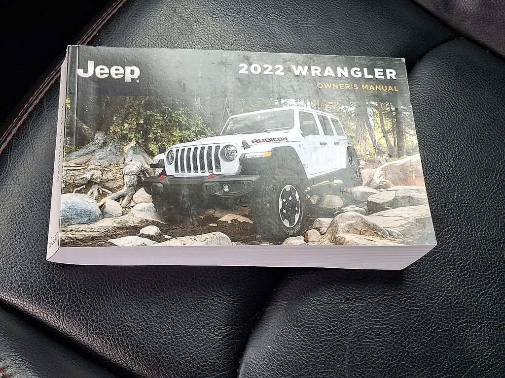 Used 2022 White Jeep Unlimited Rubicon image 26