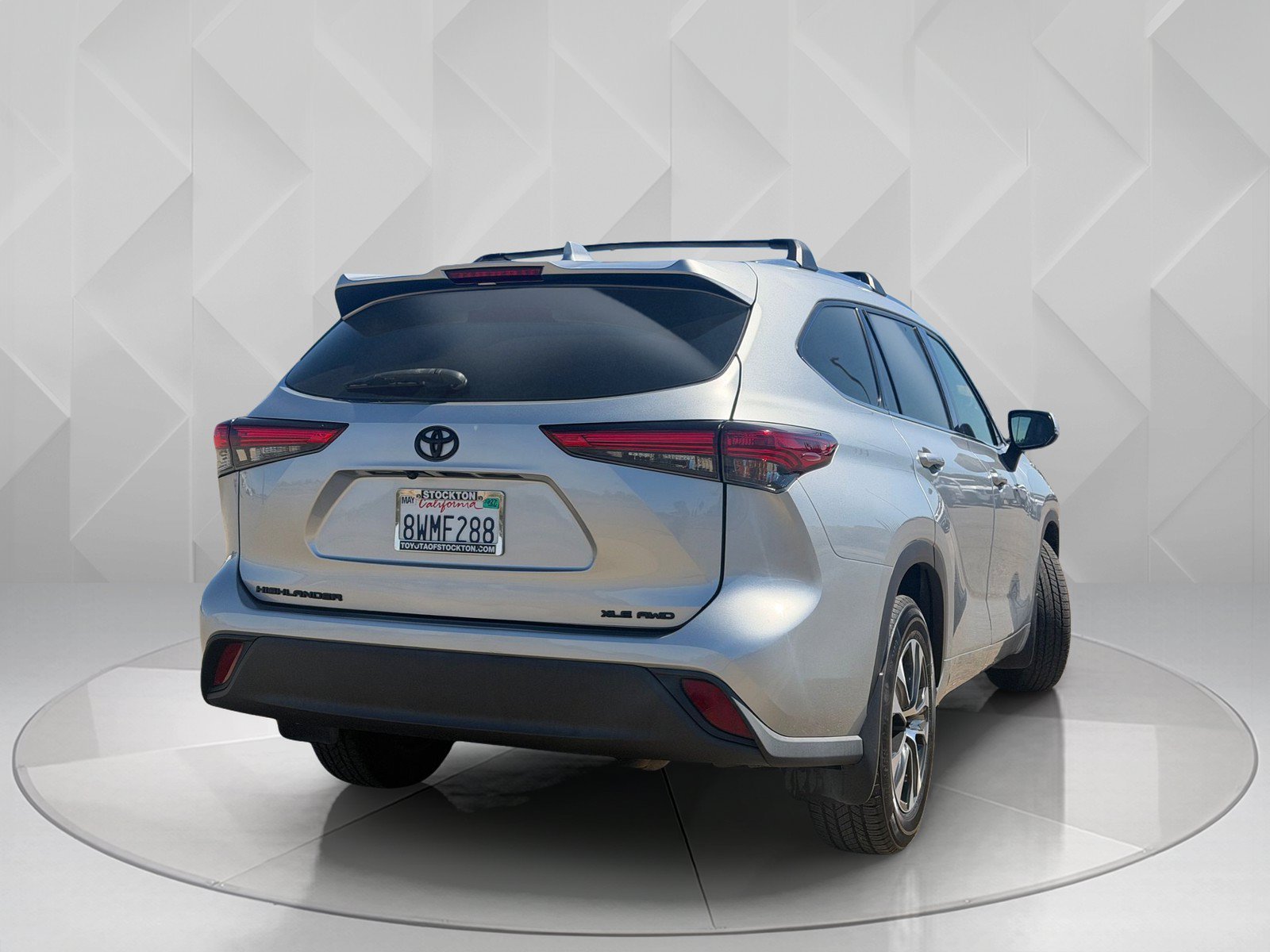 Certified Used 2021 Celestial Silver Metallic Toyota XLE image 8