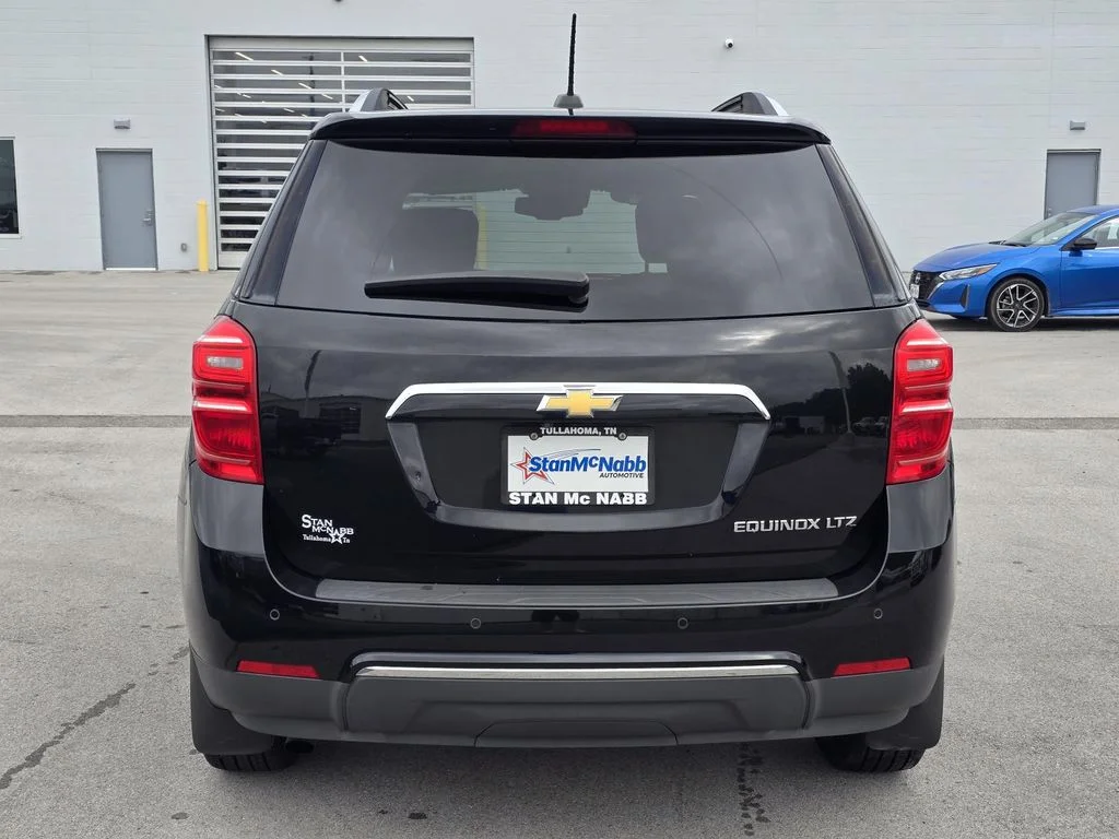 Used 2016 MOSAIC BLACK METALLIC Chevrolet LTZ image 6