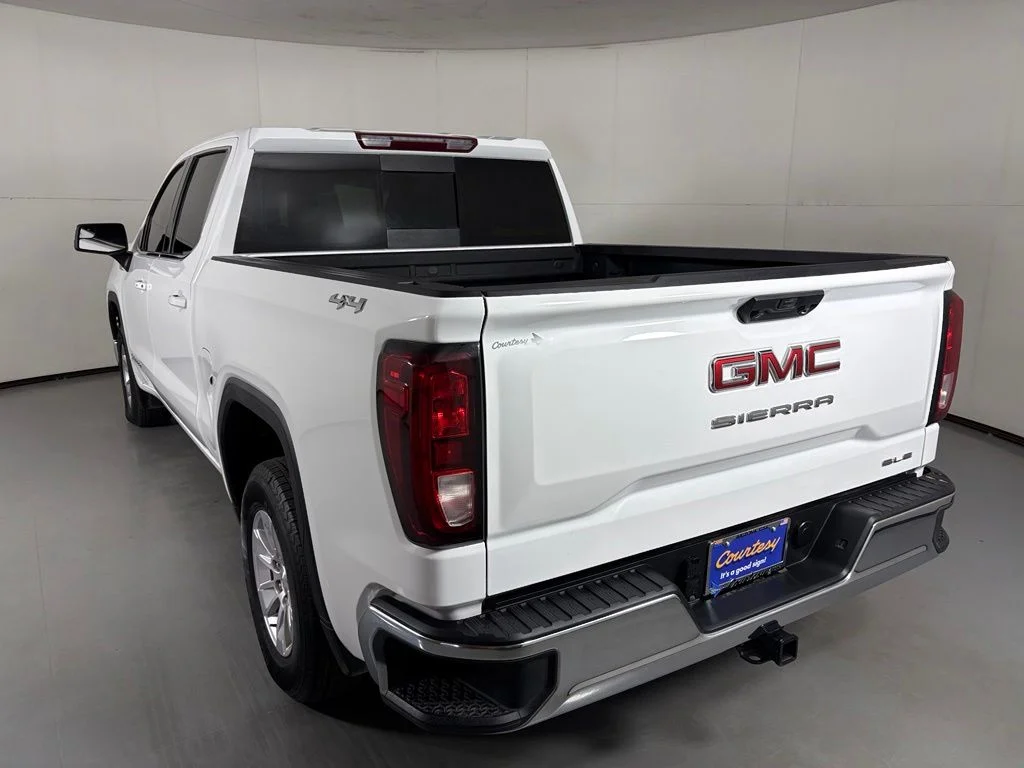 Used 2026 White GMC SLE image 7