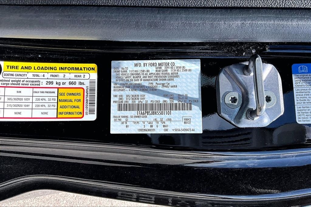 Used 2022 Black Ford Shelby GT500 image 27