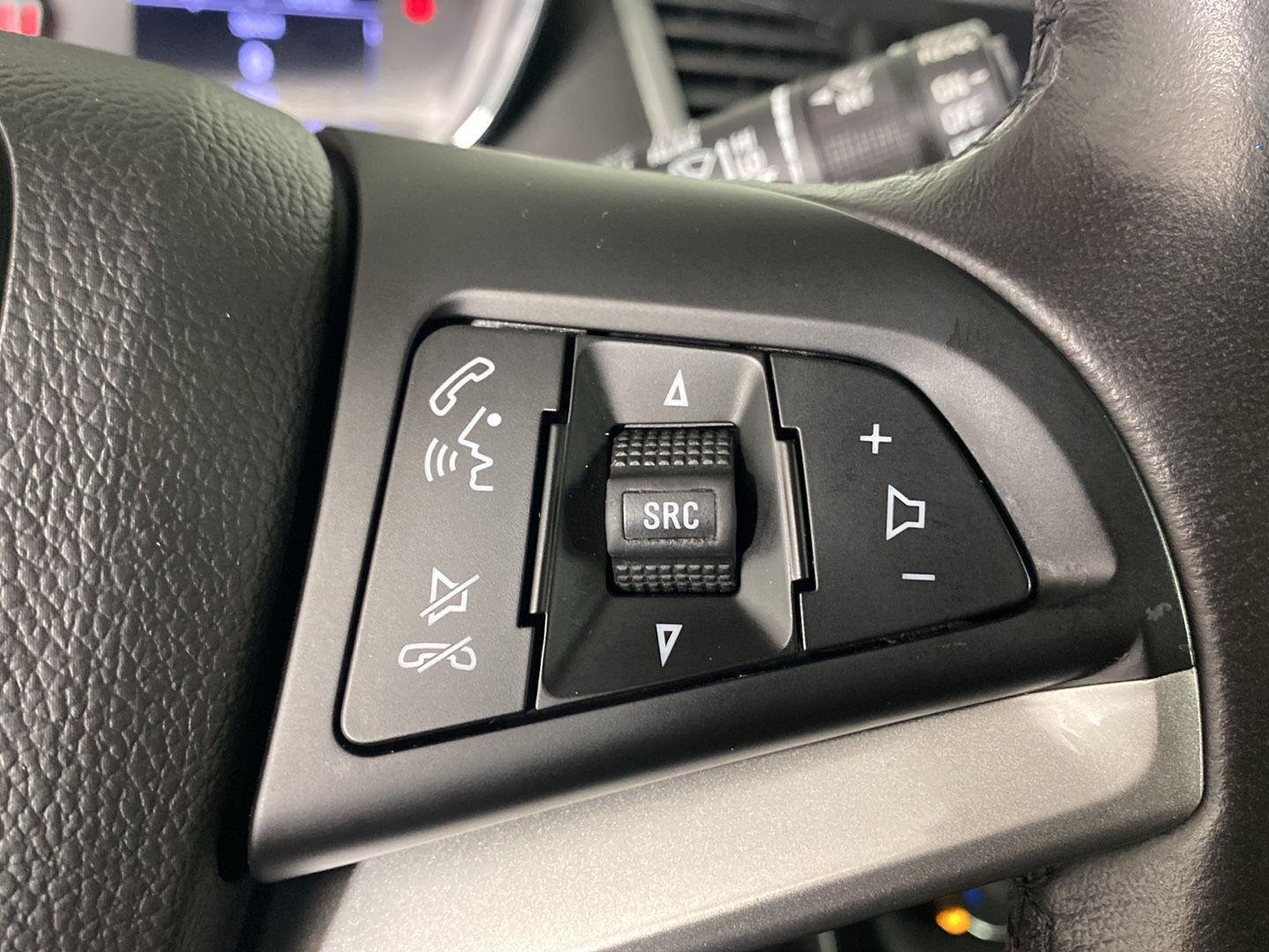 Used 2020 Mosaic Black Metallic Chevrolet LT image 24