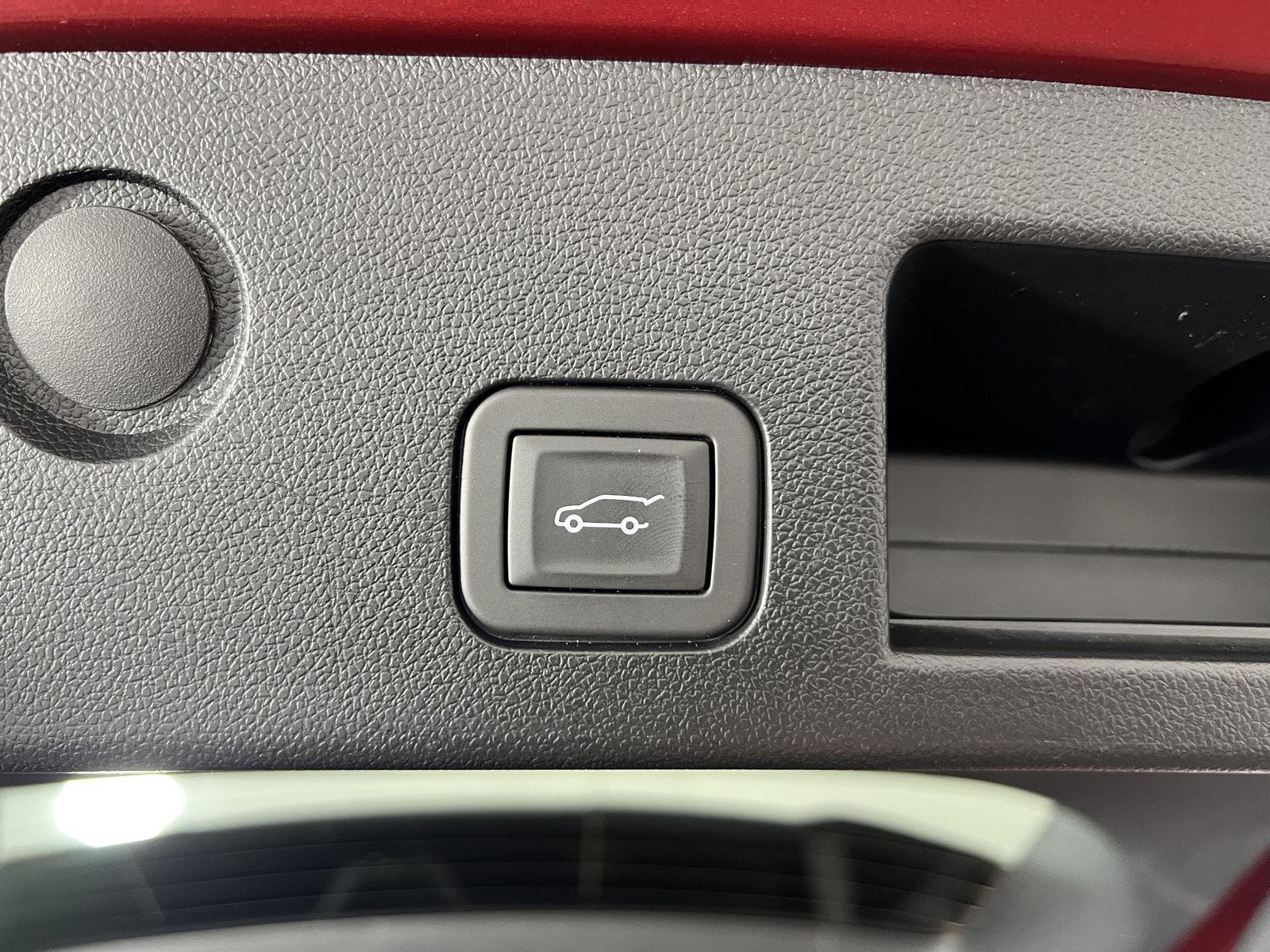 Used 2025 Rd Chevrolet  image 21