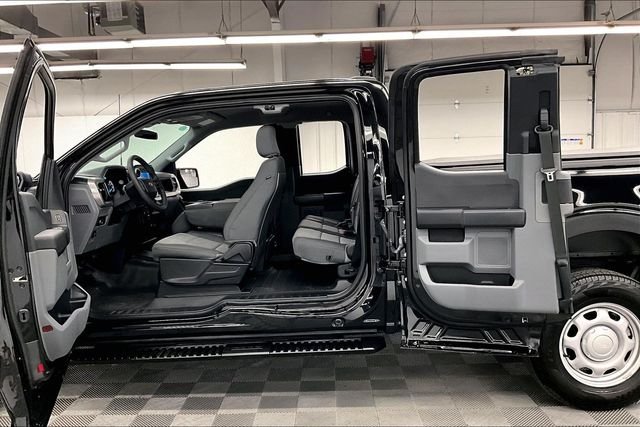 2023 Ford F-150 XL - Photo 23