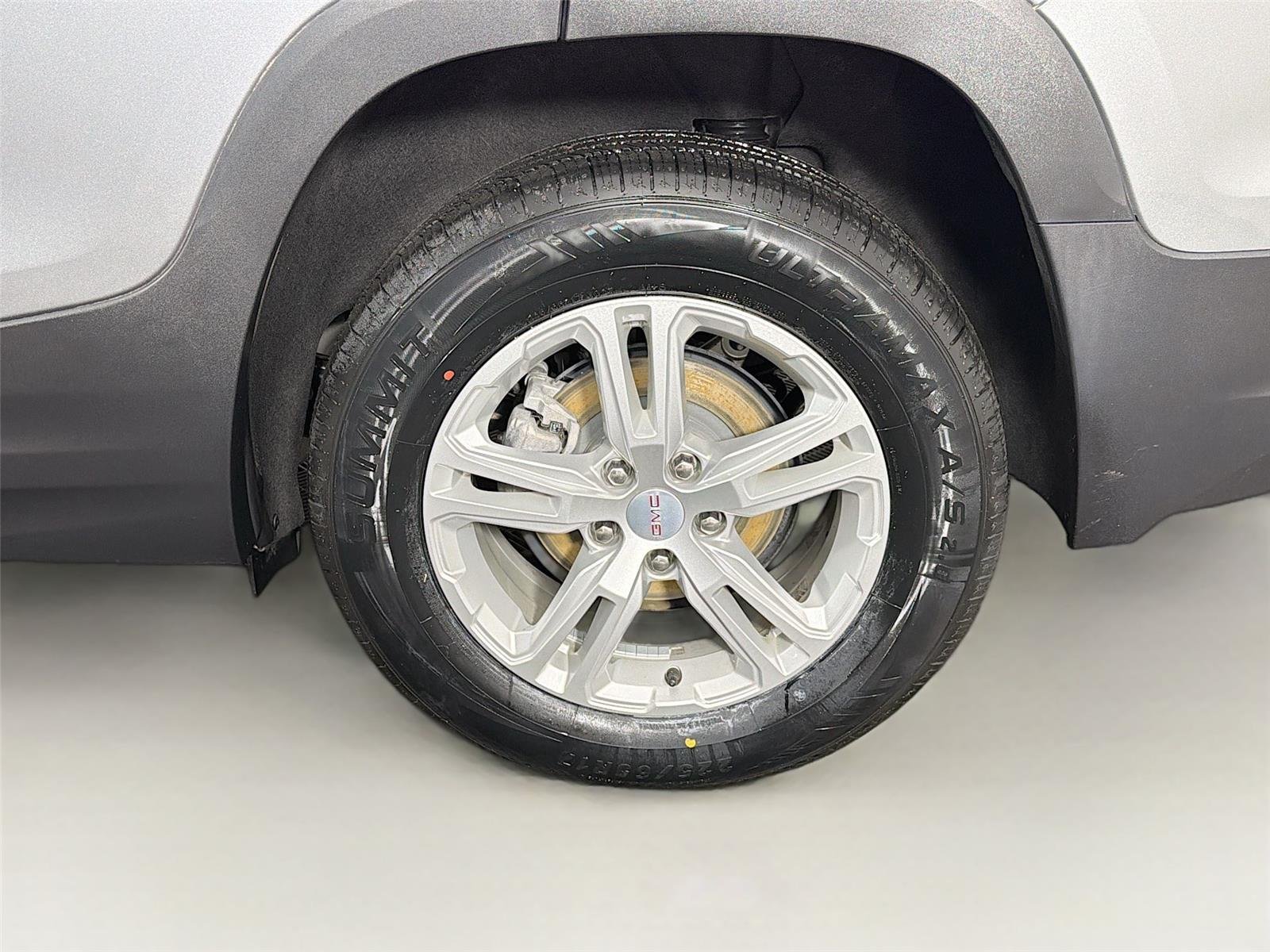 Used 2023 Sterling Metallic GMC SLE image 36