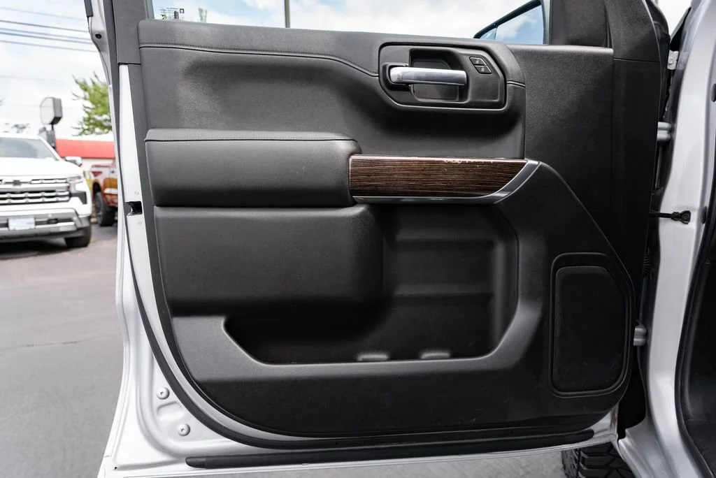 Used 2020 Quicksilver Metallic GMC SLE image 22