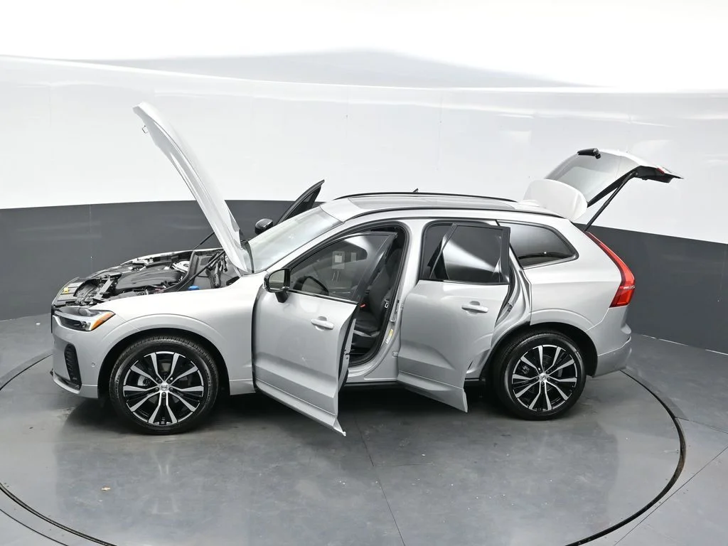 Certified Used 2023 Silver Dawn Volvo Plus image 37