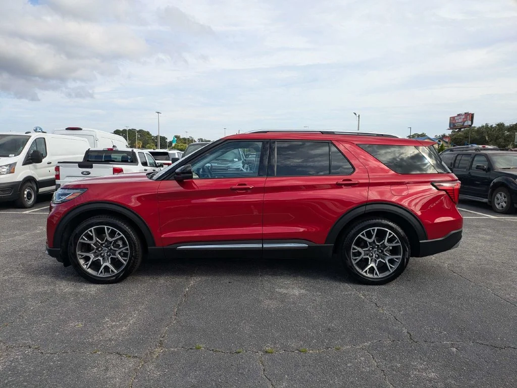 Certified Used 2025 Rapid Red Metallic Tinted Clearcoat Ford Platinum image 7