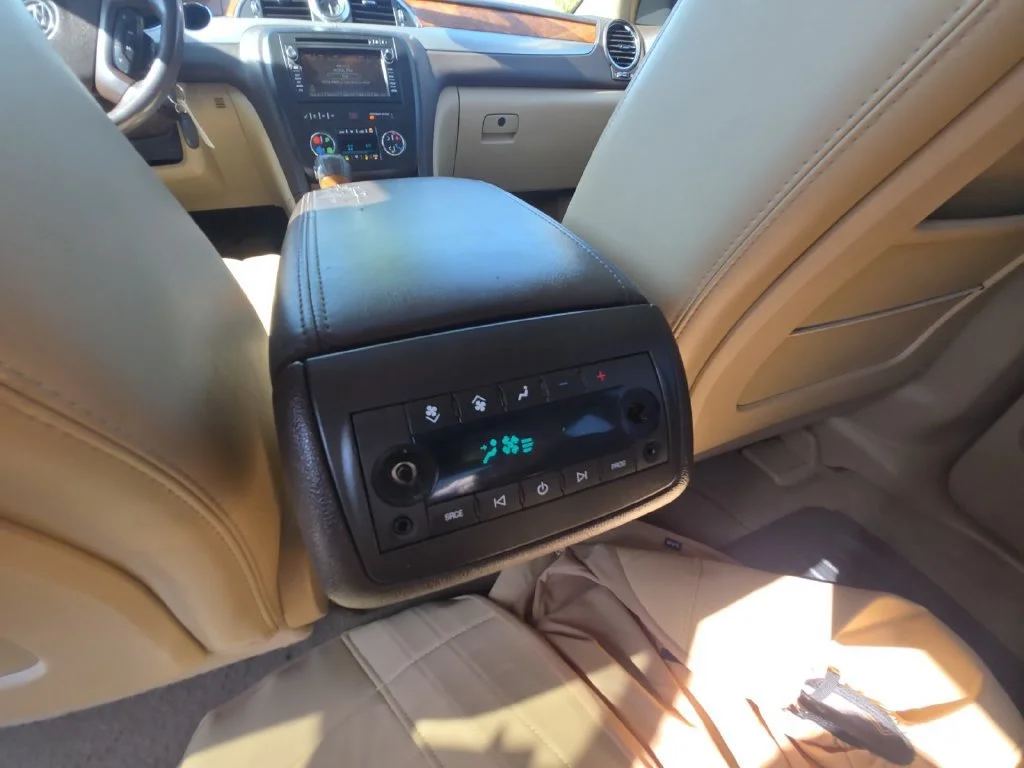 Used 2008 COCOA METALLIC Buick CXL image 34