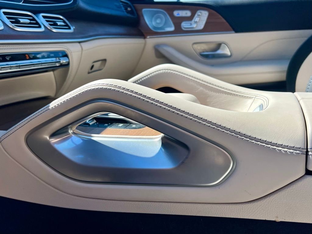 Certified Used 2024  Mercedes-Benz GLE 53 AMG® image 23