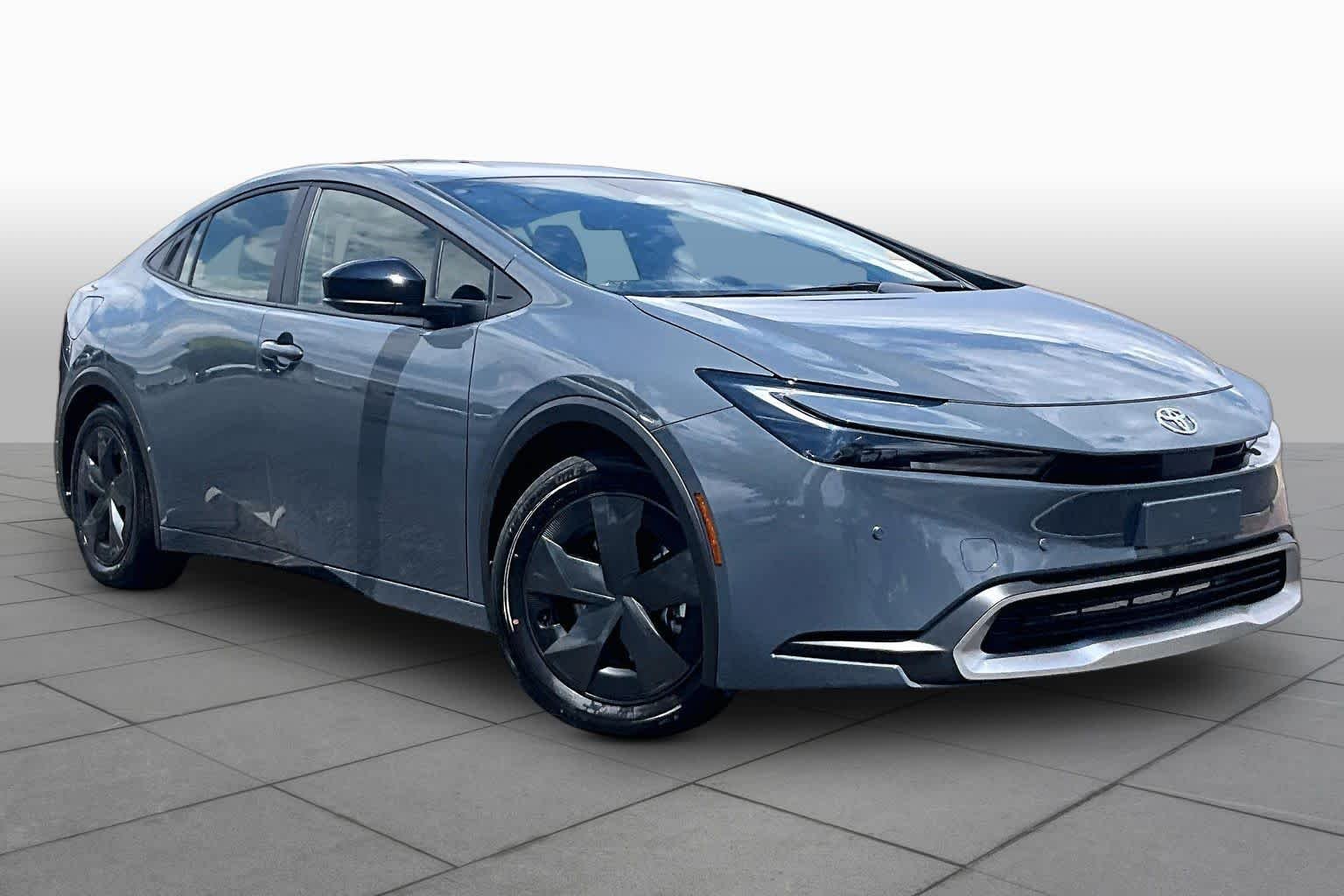 Used 2026 Guardian Gray Toyota SE image 3