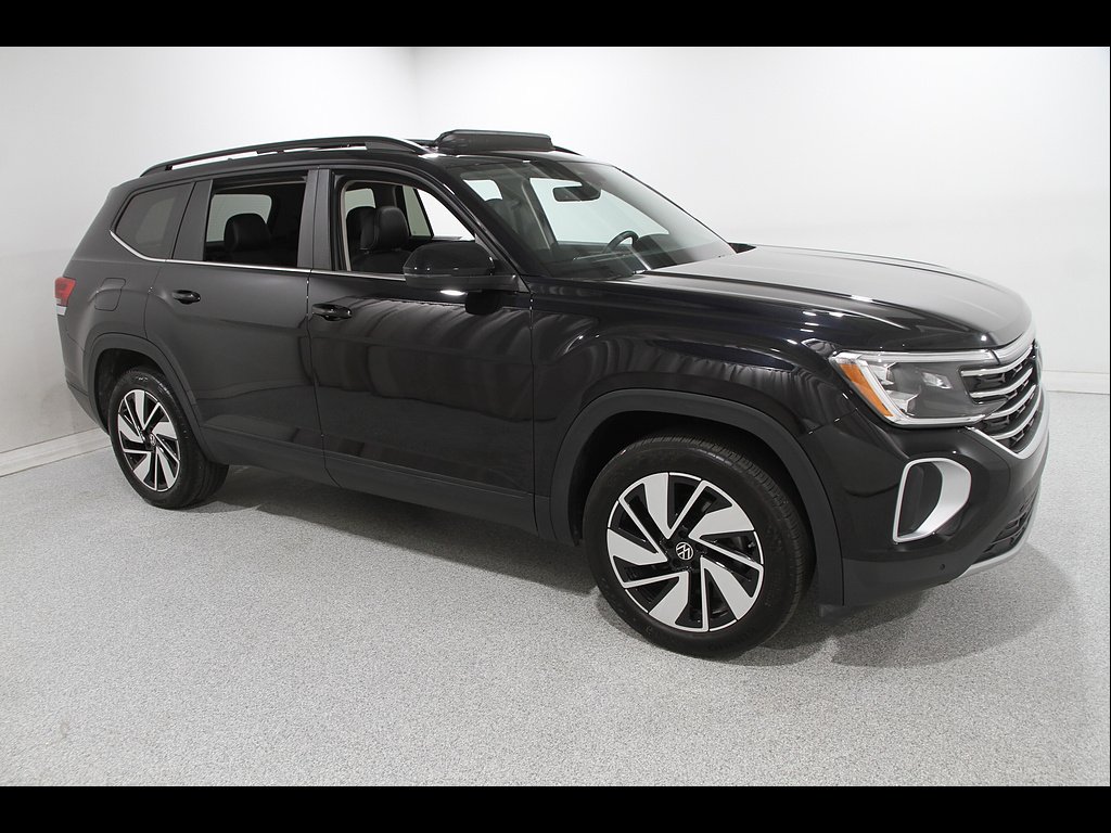 2024 Volkswagen Atlas 2.0T SE w/Tech 4MOTION's photo