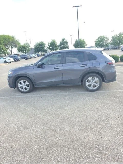 2025 Honda HR-V LX 2WD's photo