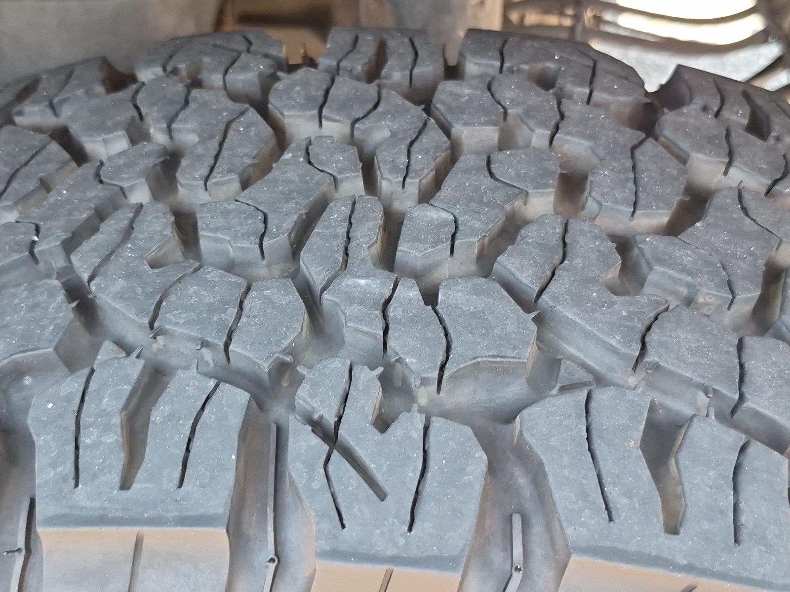 Used 2019 Magnetic Metallic Ford XLT image 13