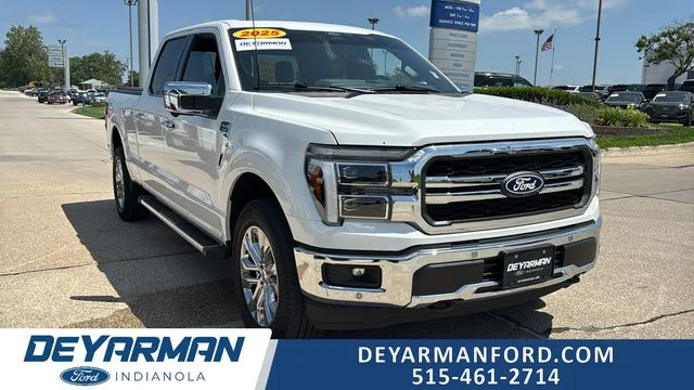 Used 2025 White Ford Lariat image 1