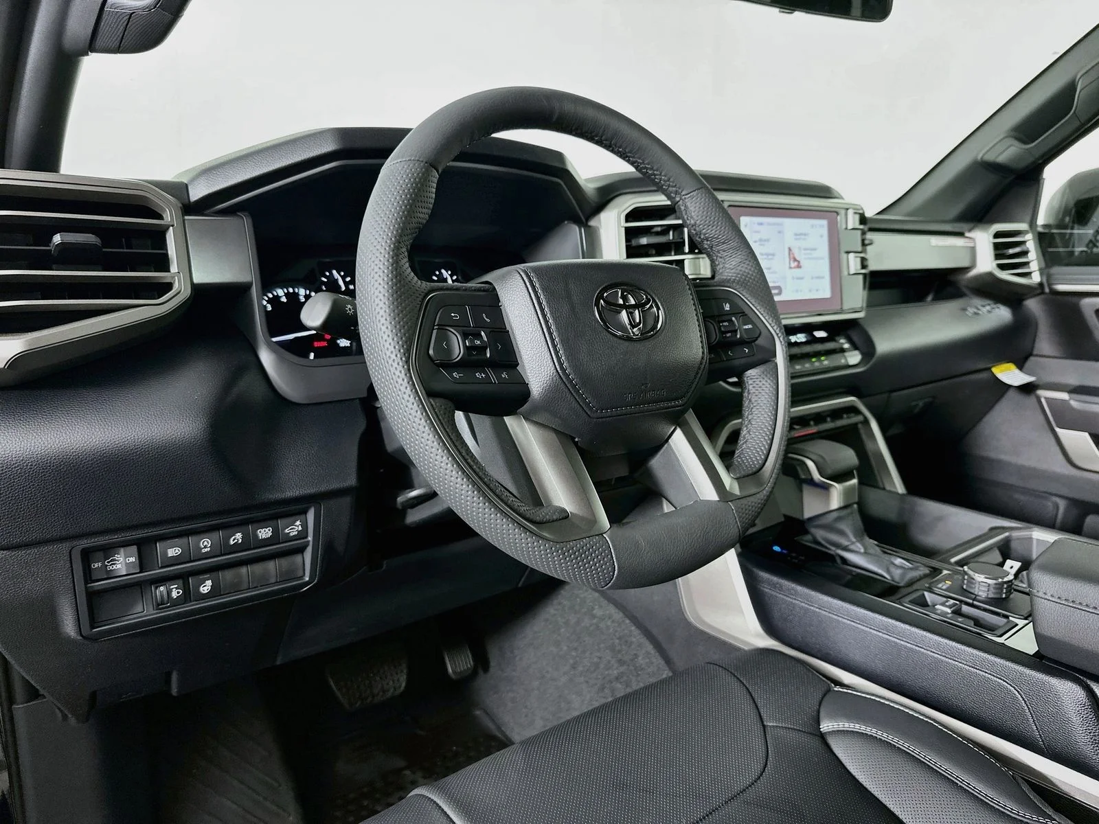 New 2026 Midnight Black Metallic Toyota  SR5 image 9