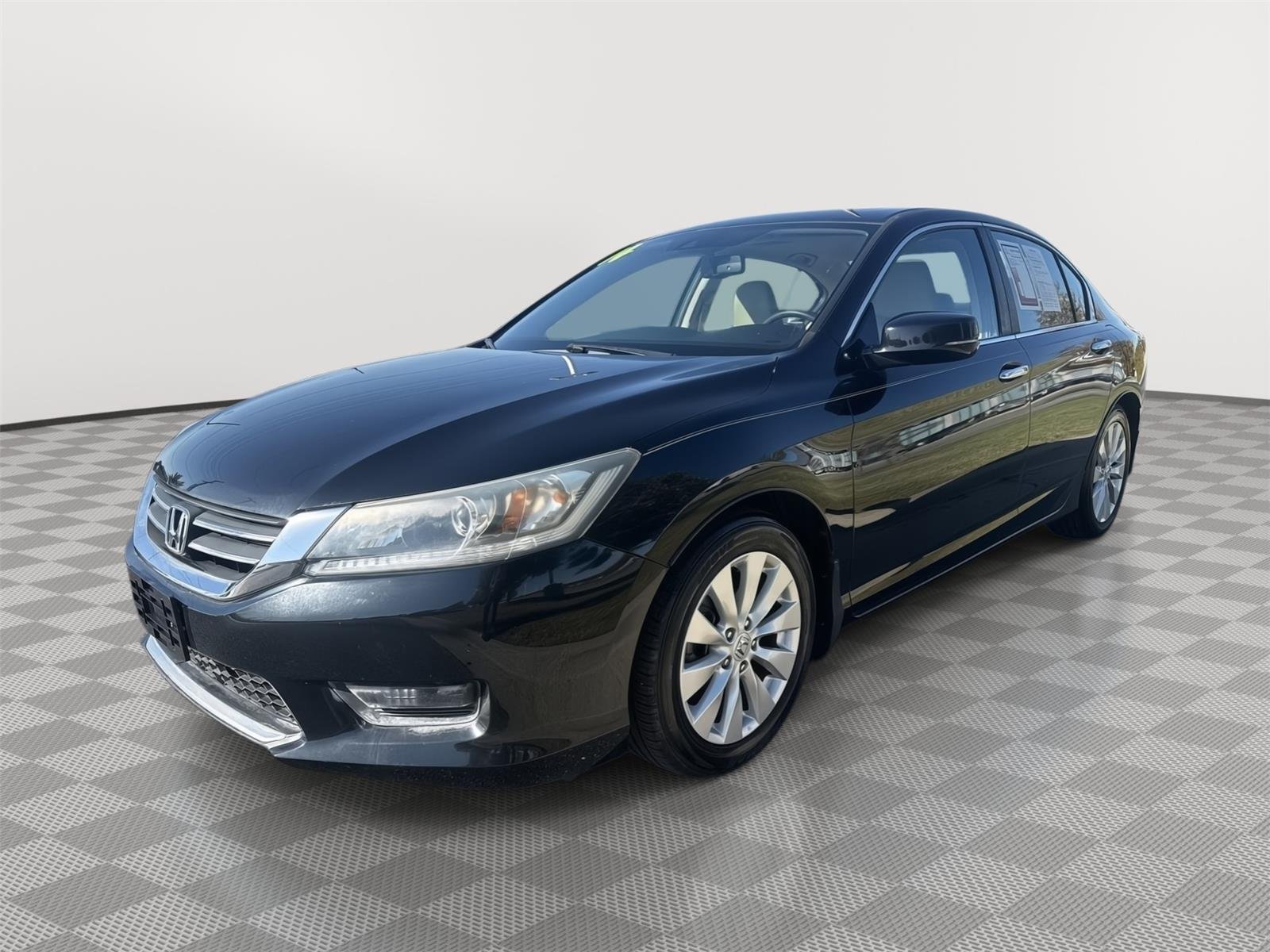 Used 2014 Honda Accord EX-L with VIN 1HGCR2F86EA210925 for sale in Kansas City