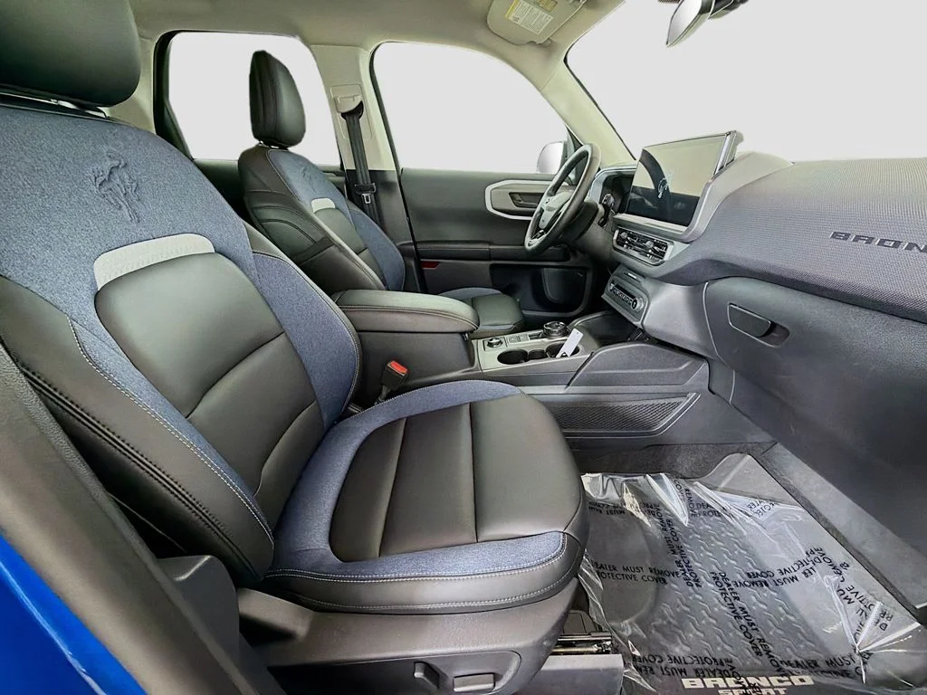Used 2025 Velocity Blue Metallic Ford Outer Banks image 24