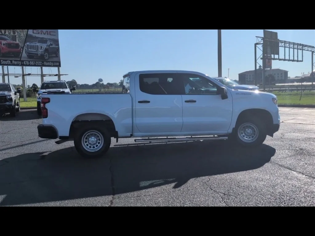 Used 2023 Summit White Chevrolet WT image 9