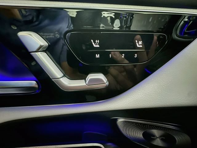 New 2027 MANUFAKTUR Alpine Grey Mercedes-Benz GLC 300 image 51