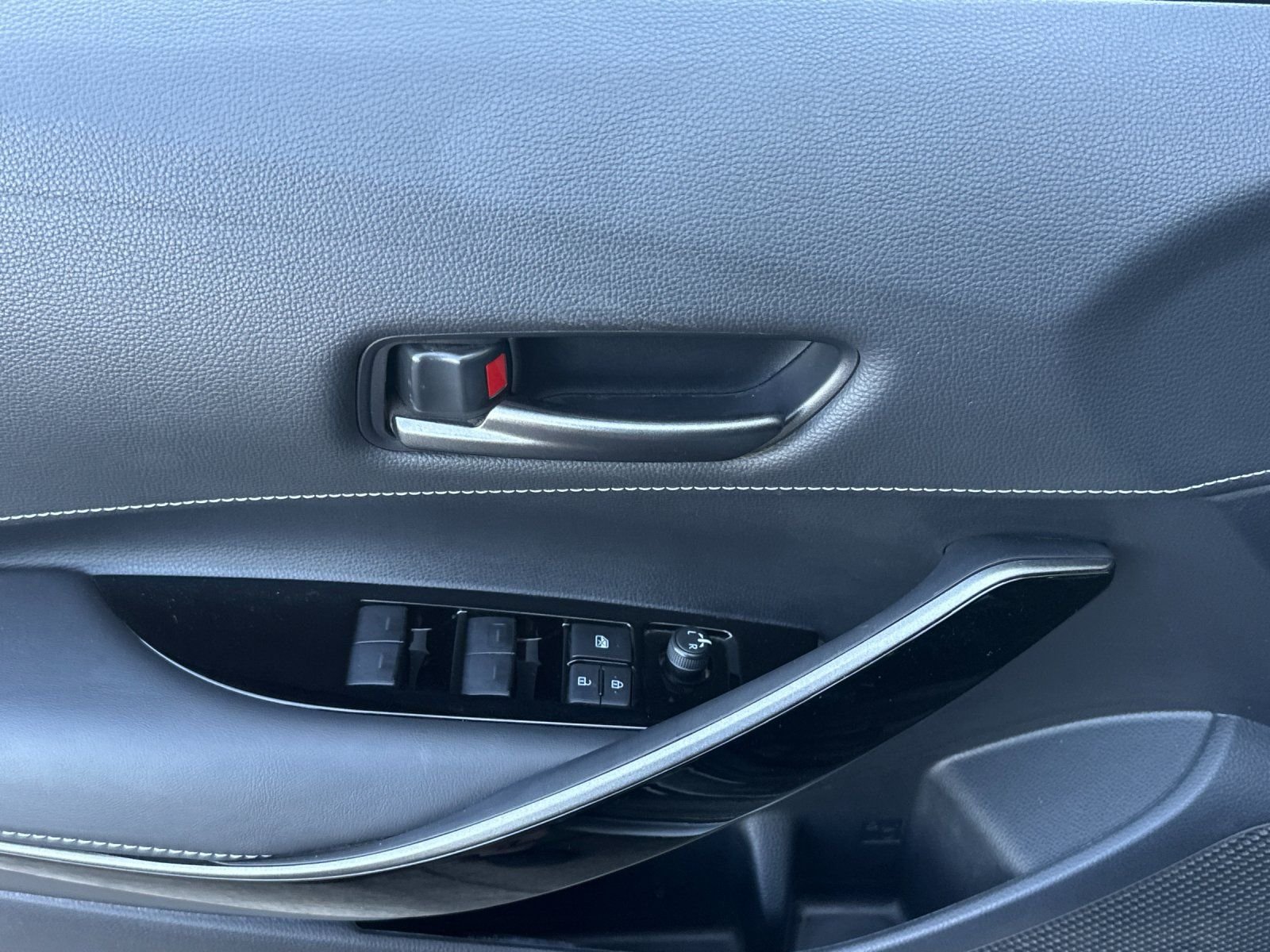 Used 2025 Heavy Metal Toyota Premium image 9