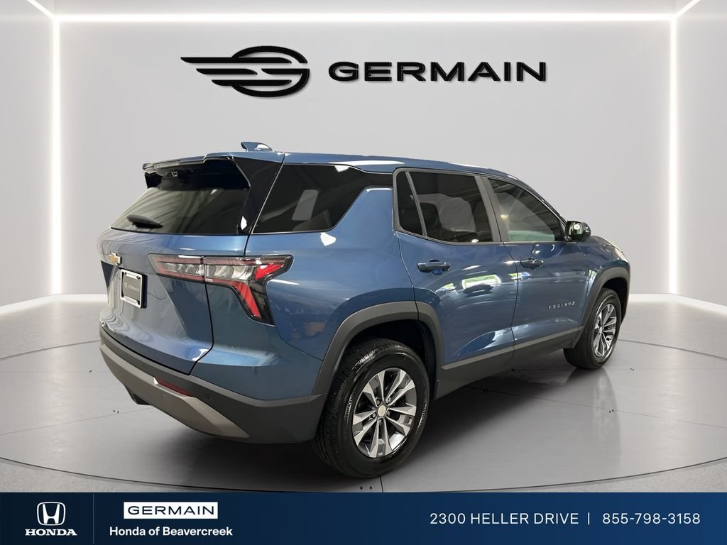 Used 2025 Lakeshore Blue Metallic Chevrolet LT image 8