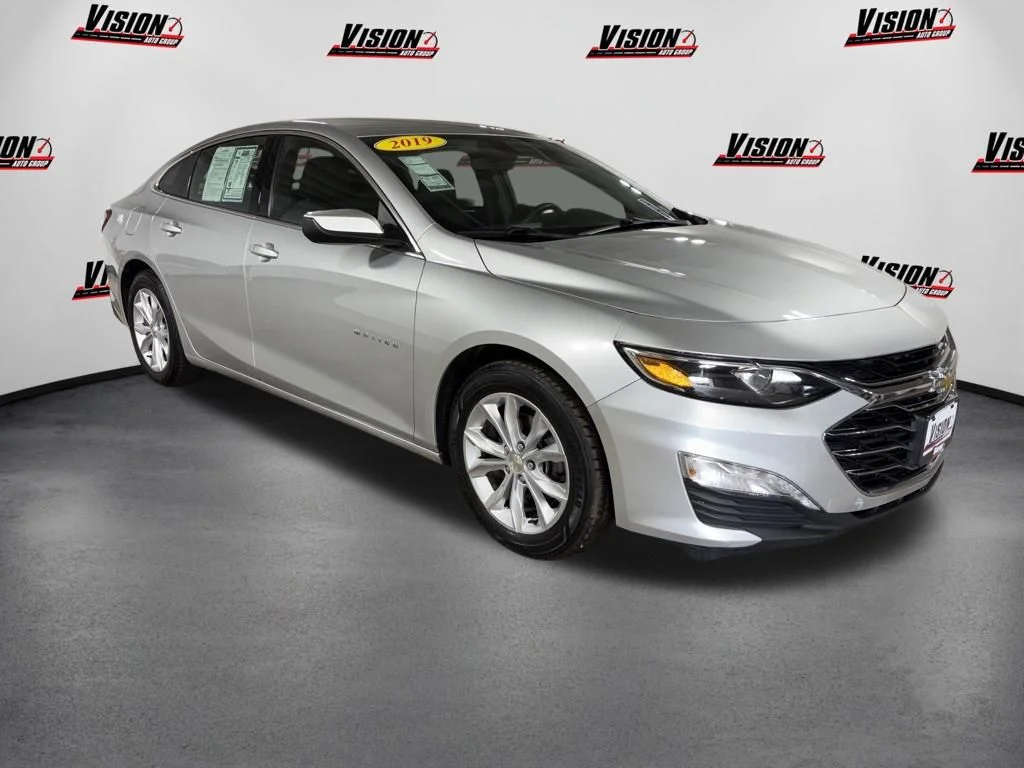 Used 2019 Chevrolet Malibu 1LT with VIN 1G1ZD5ST7KF167576 for sale in Rochester, NY