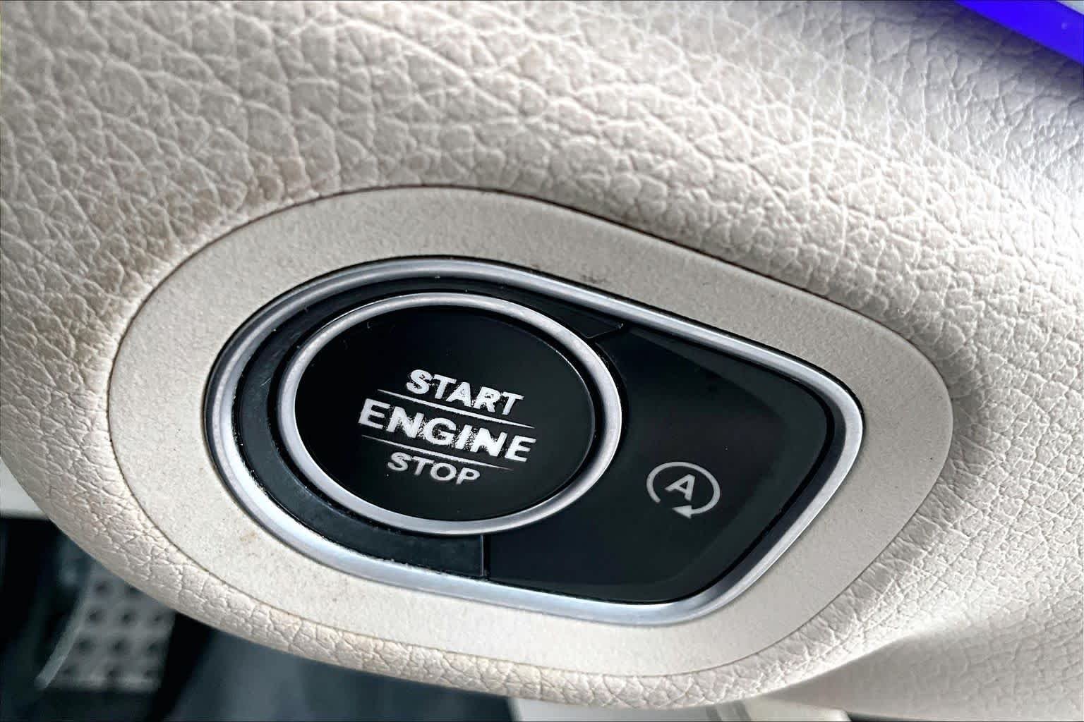 Used 2020 Lunar Blue Metallic Mercedes-Benz GLS 450 image 33